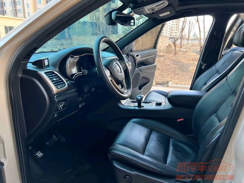廊坊17年Jeep大切诺基4