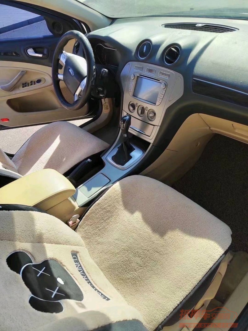 东营10年福特蒙迪欧-致胜5