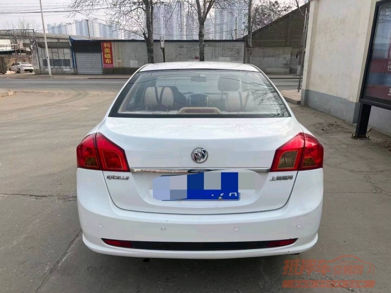 保定14年别克凯越1