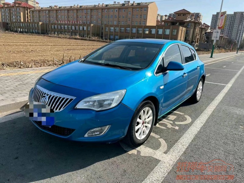 枣庄13年别克英朗2