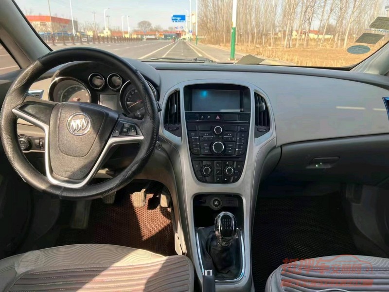 枣庄13年别克英朗9