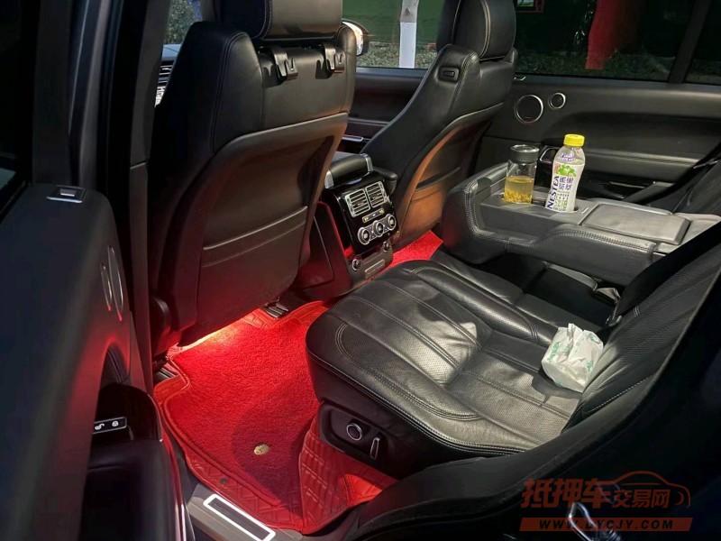 徐州17年路虎揽胜行政8