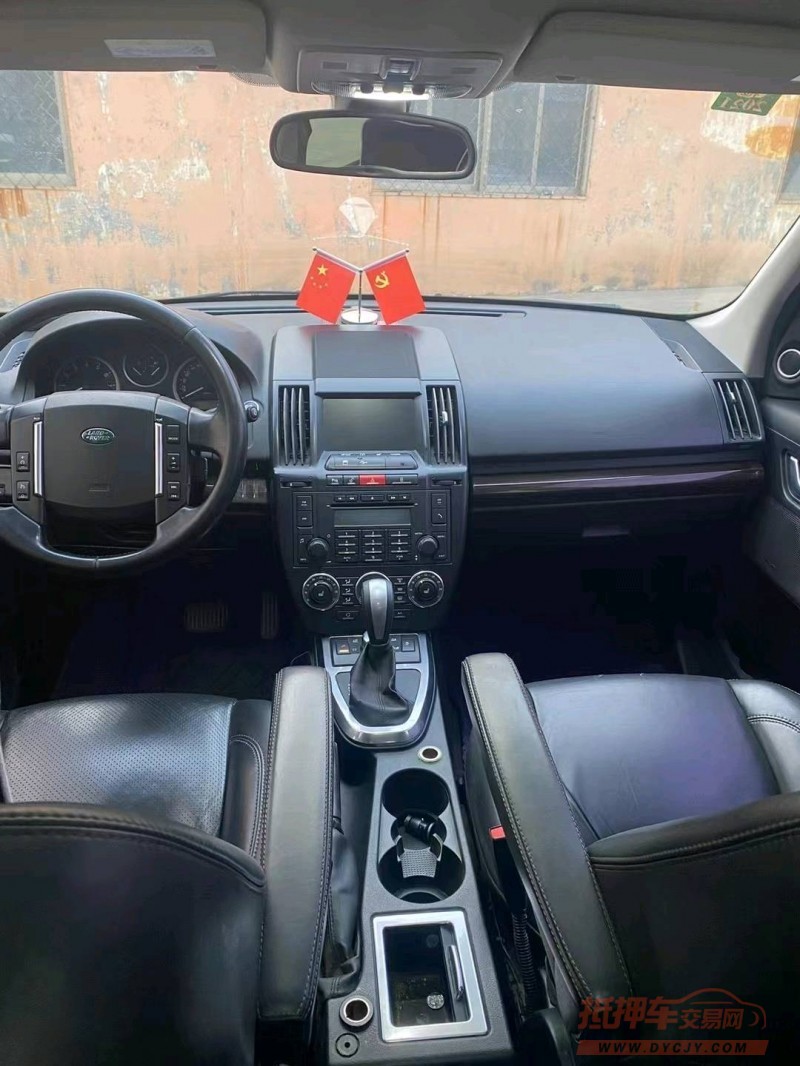 济宁12年路虎神行者4