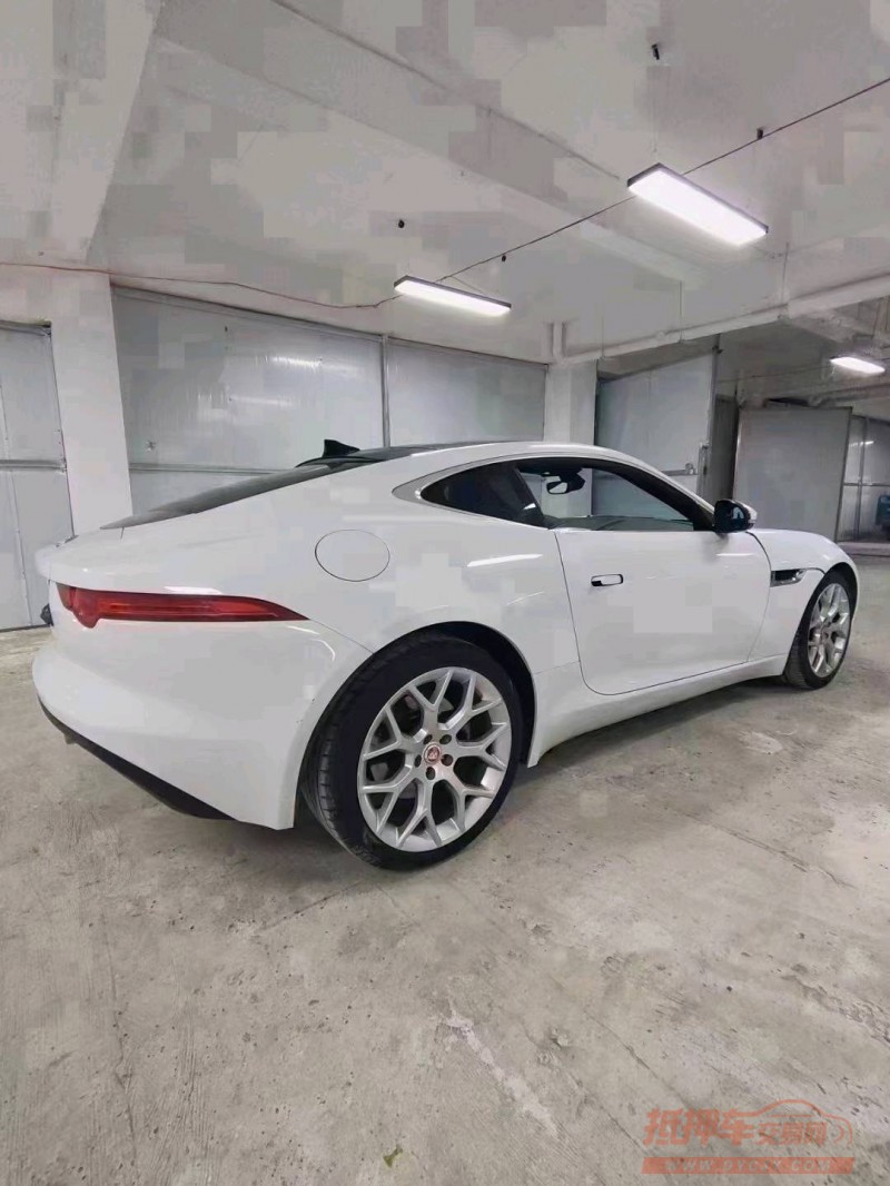 安順17年捷豹F-Type4