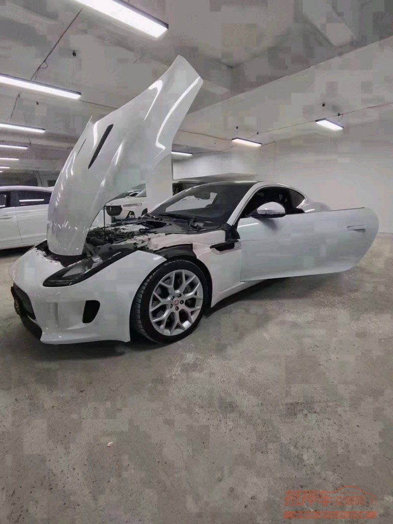 安順17年捷豹F-Type7
