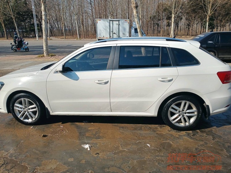 济宁17年大众朗行2