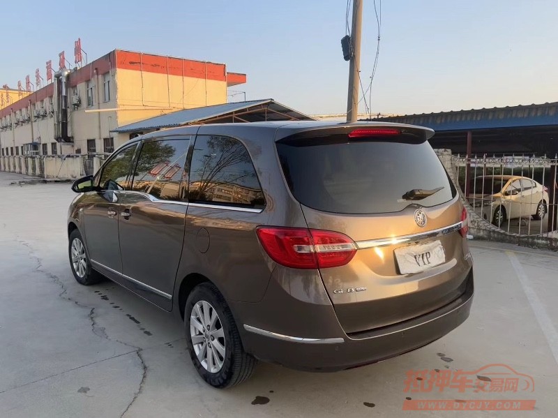 徐州17年别克GL86