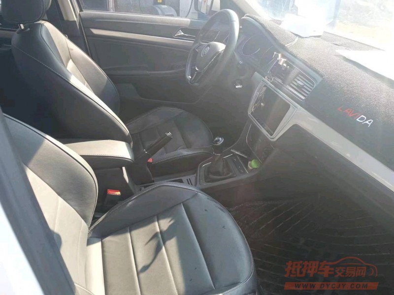 济宁17年大众朗行5