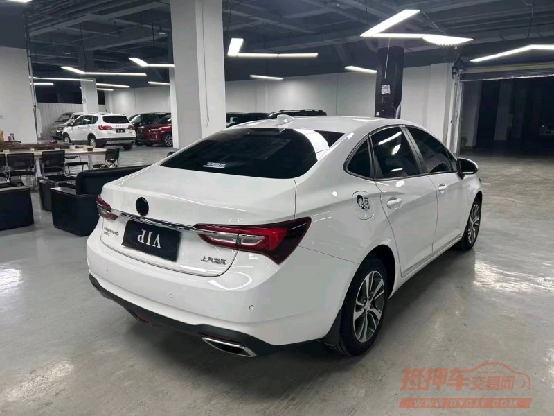 曲靖21年別克威朗6