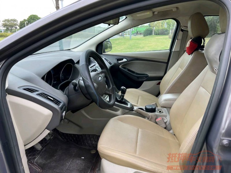泰州15年福特福克斯4