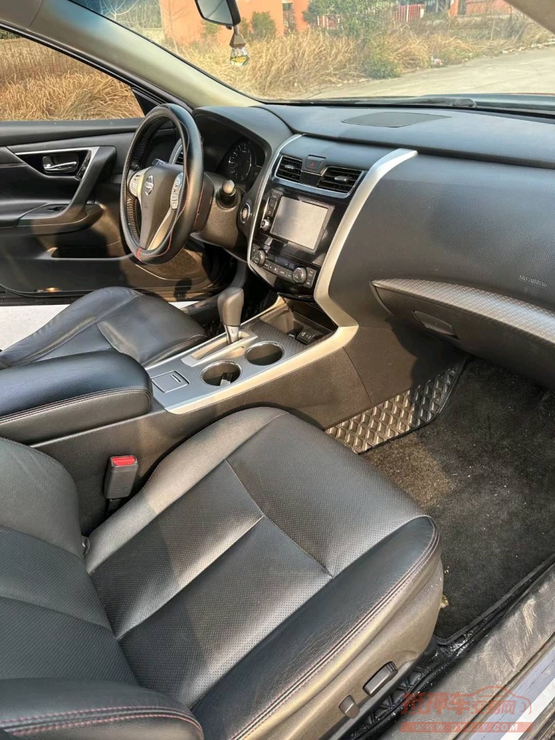 北京17年日产天籁7