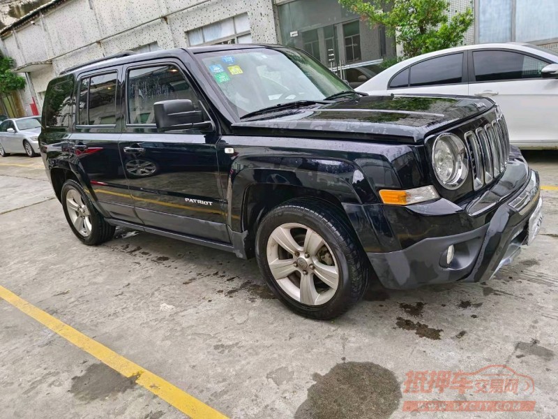 广州15年Jeep自由客2