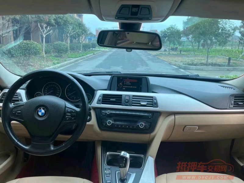 北京16年宝马3系6