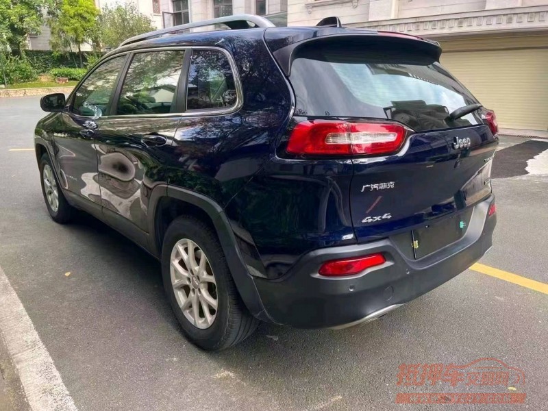 珠海16年Jeep自由光6