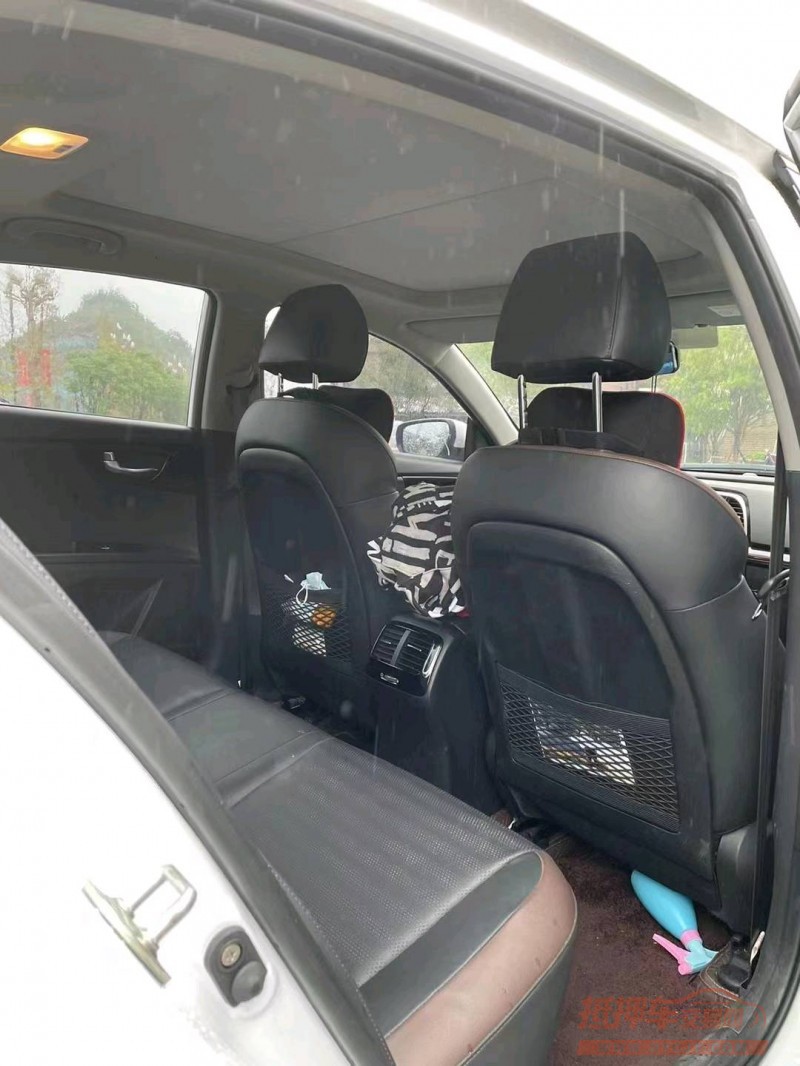 成都21年起亚K46