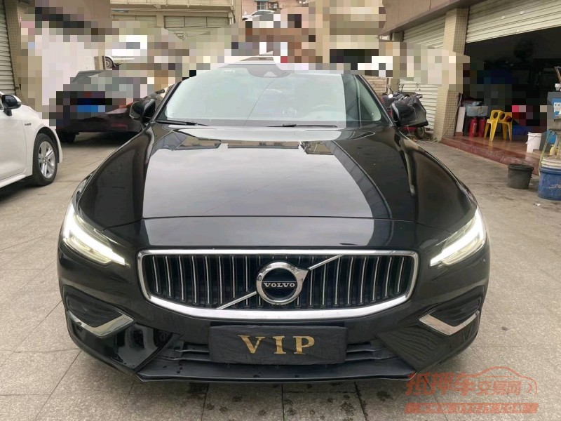 中山20年沃尔沃S60L1