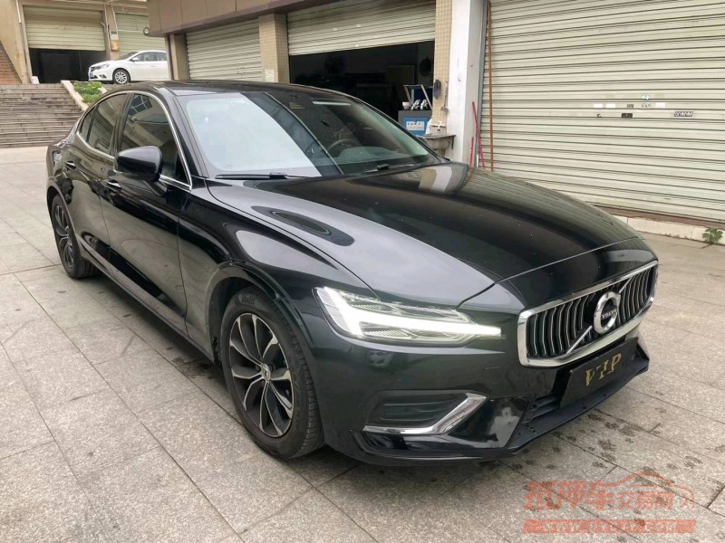 中山20年沃尔沃S60L3