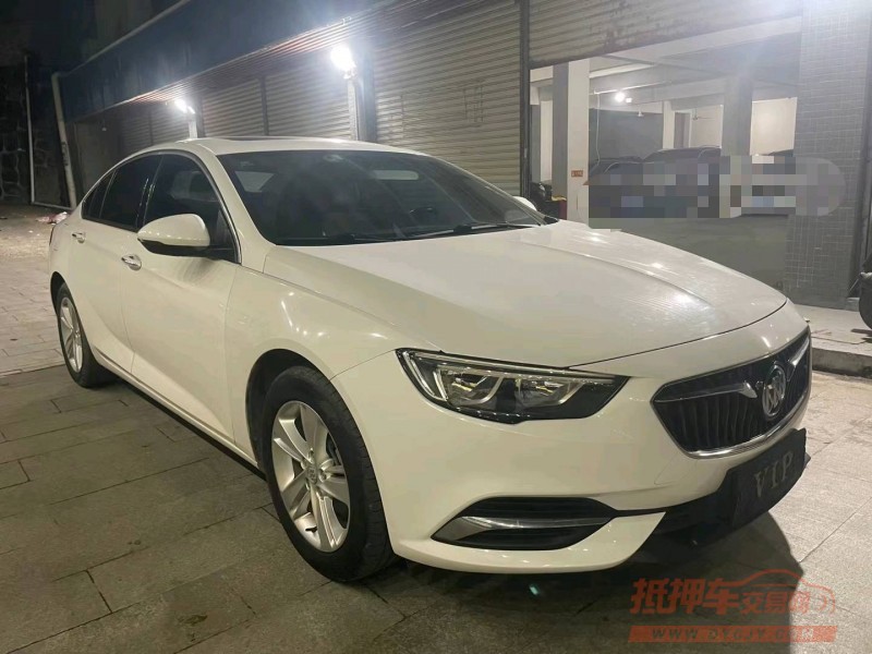 中山18年别克君威3