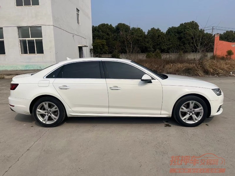 北京17年奥迪A4L7