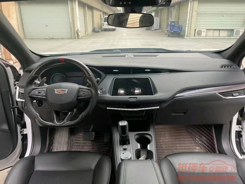 中山20年凯迪拉克XT44