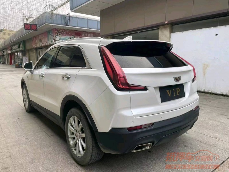 中山20年凯迪拉克XT42