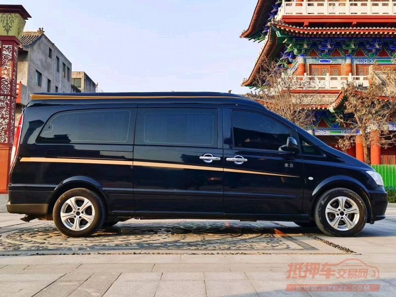 聊城12年奔驰威霆3