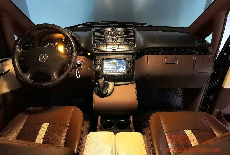 聊城12年奔驰威霆7