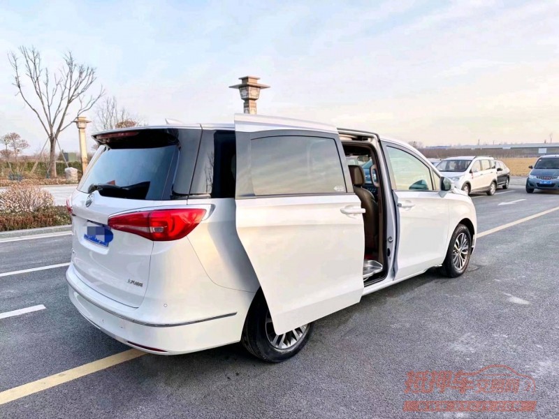 枣庄19年别克GL83