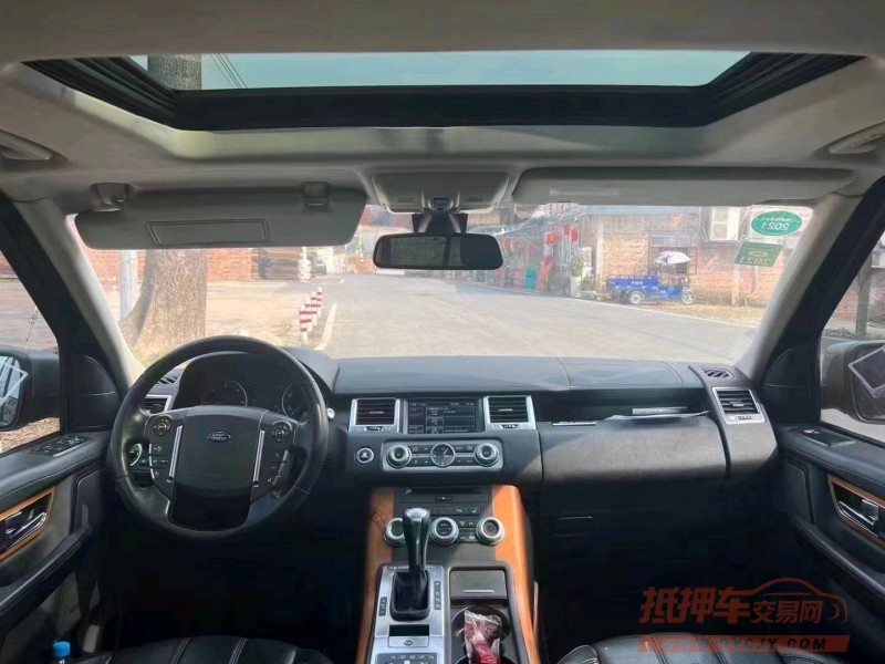 珠海13年路虎揽胜运动8