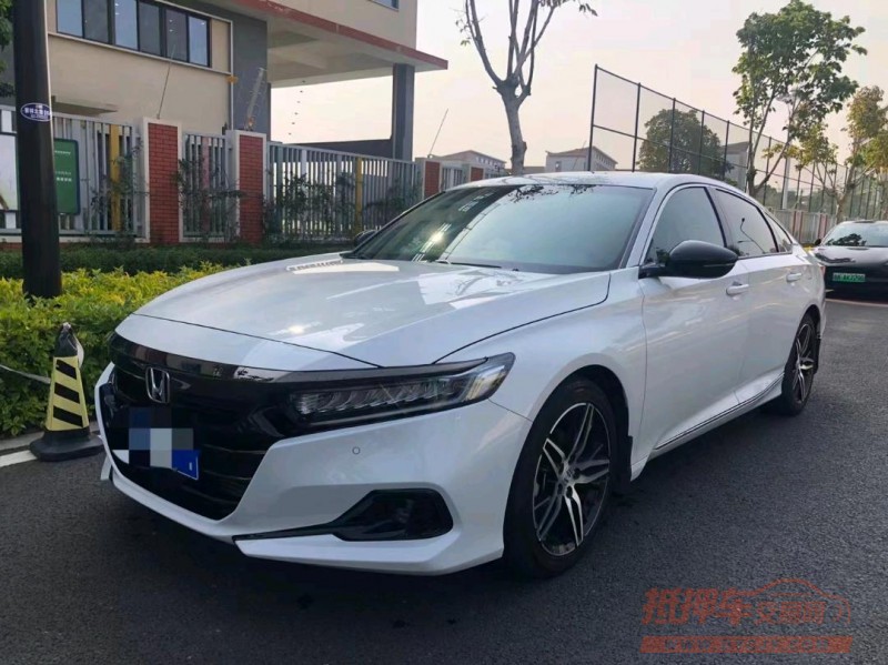 三明22年本田雅阁2