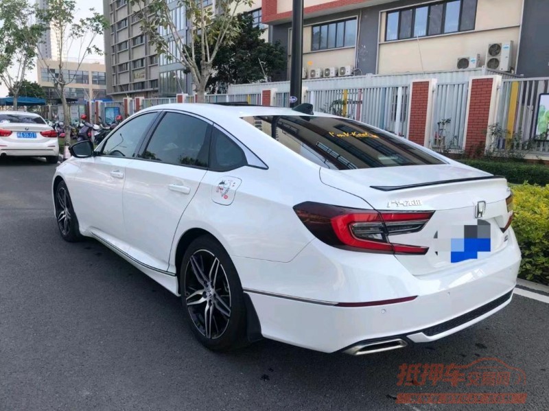 三明22年本田雅阁8