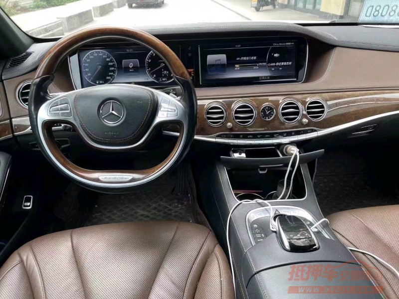 珠海17年奔驰S8