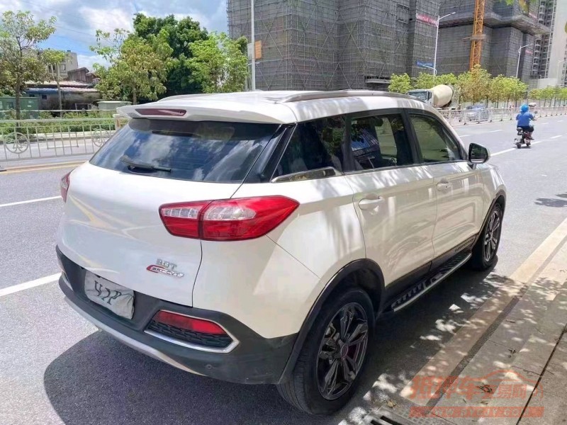 珠海18年猎豹汽车CS95