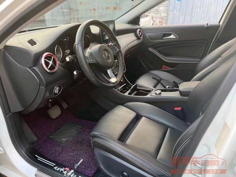 珠海17年奔驰GLA7