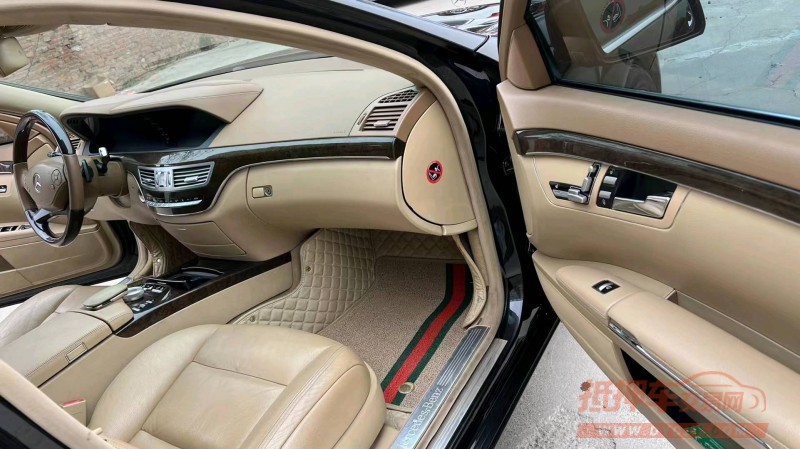 邢台12年奔驰S8