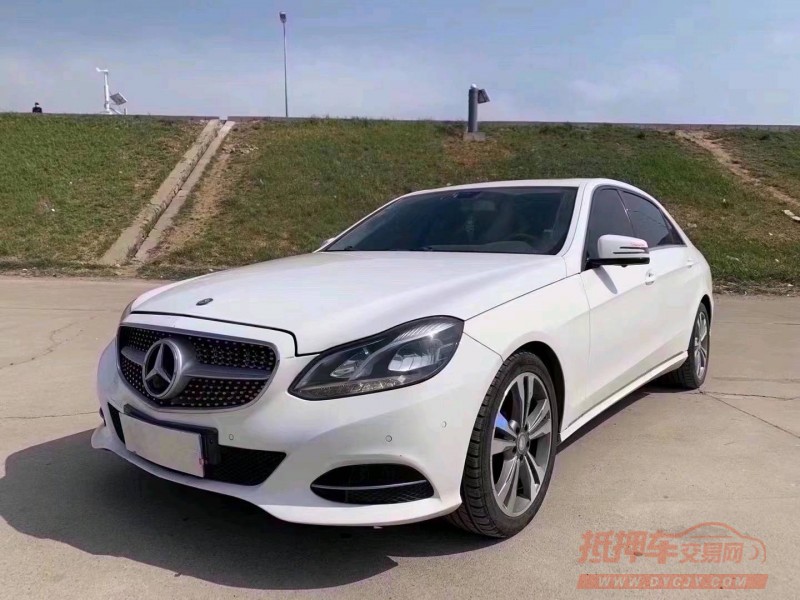 青岛14年奔驰E8