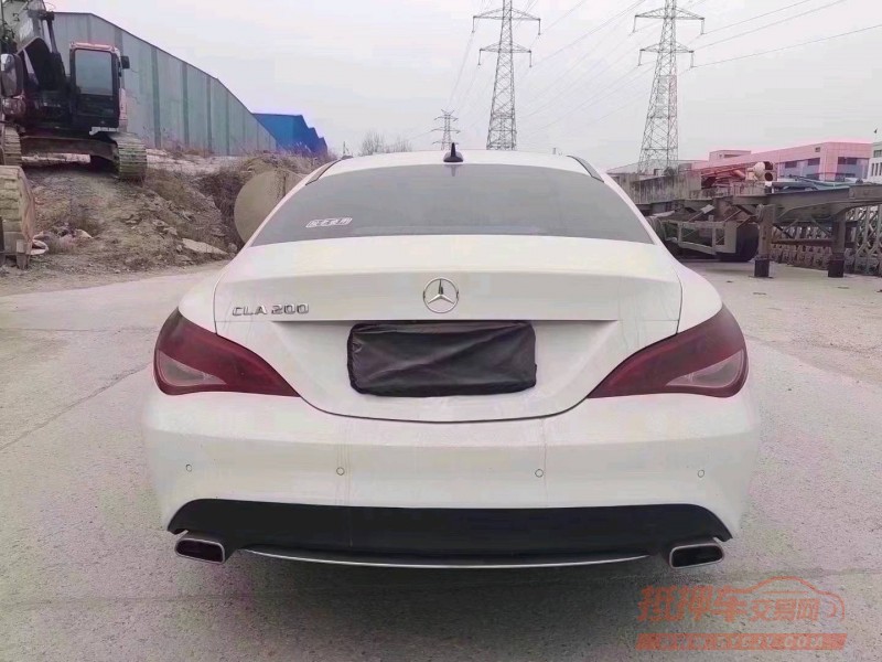 青岛16年奔驰CLA1