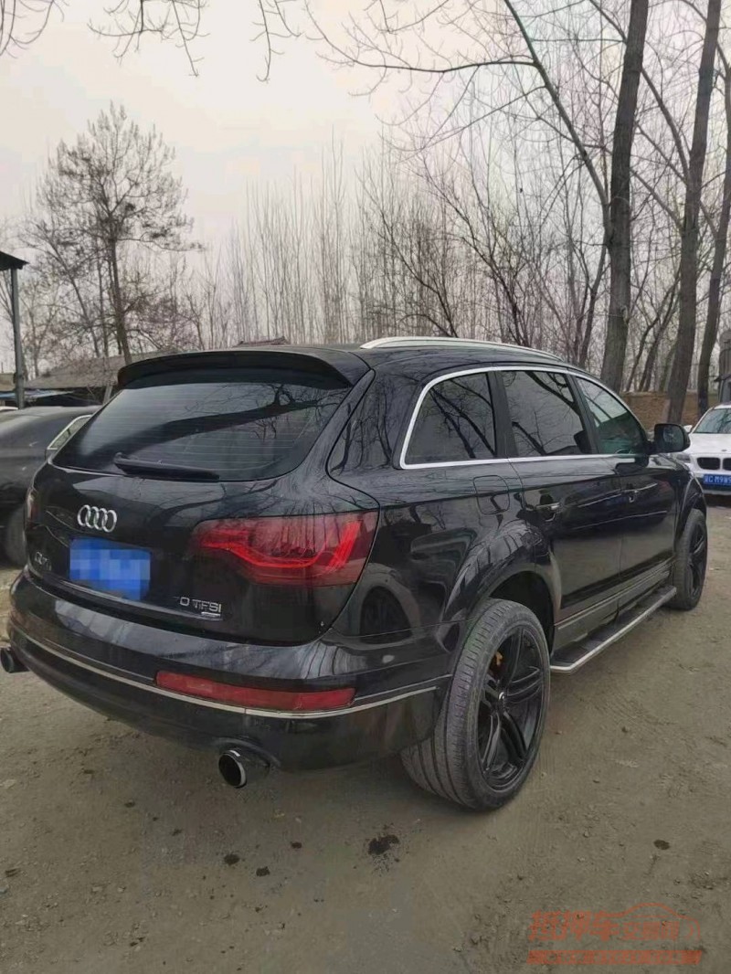 北京13年奥迪Q78