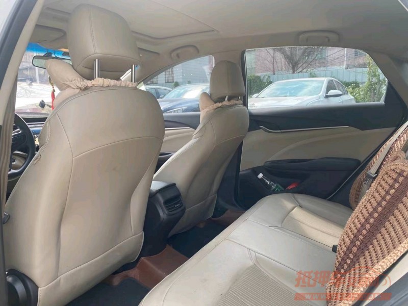 广州17年别克英朗7