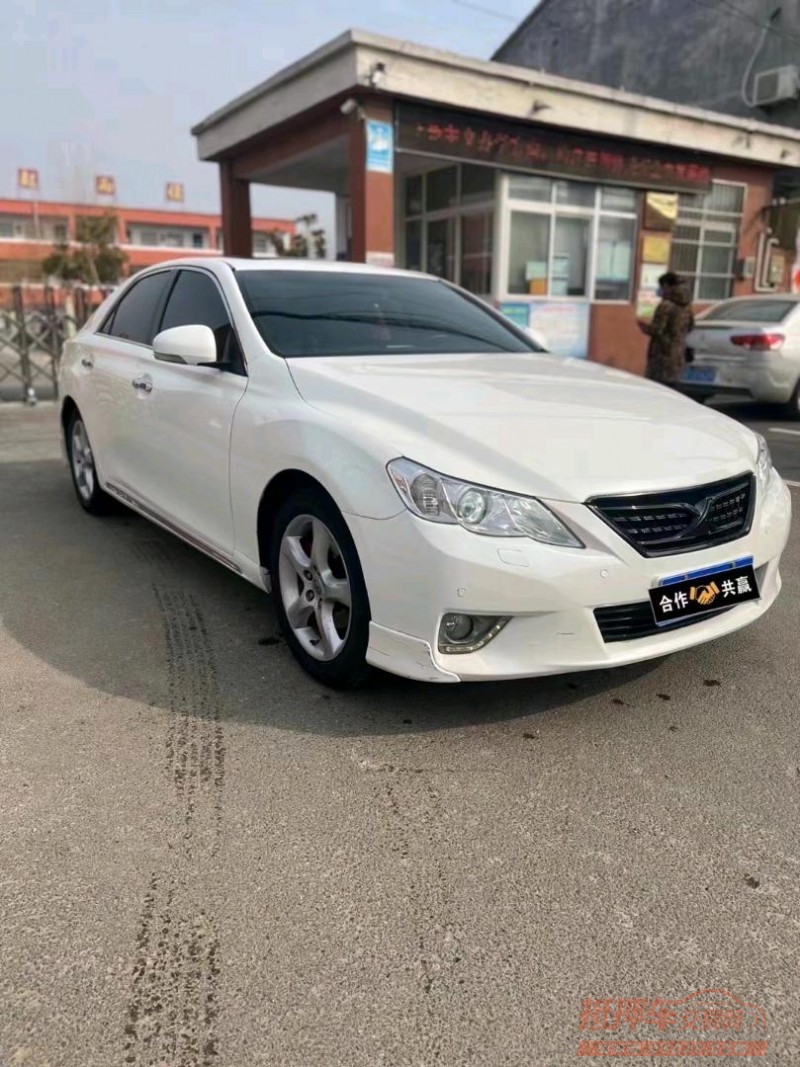 淮南13年丰田锐志2