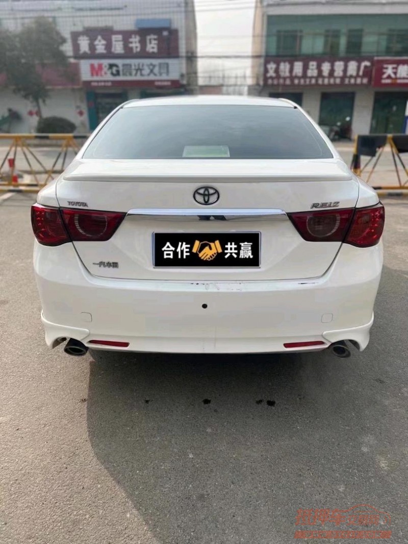 淮南13年丰田锐志5