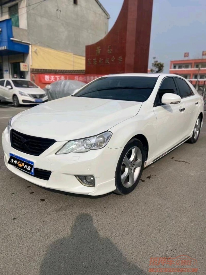 淮南13年丰田锐志7