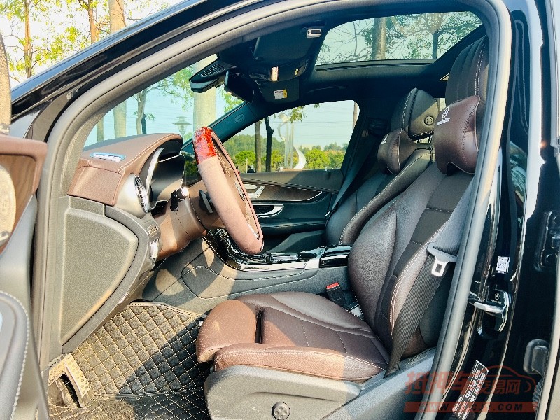 东莞19年奔驰GLC1