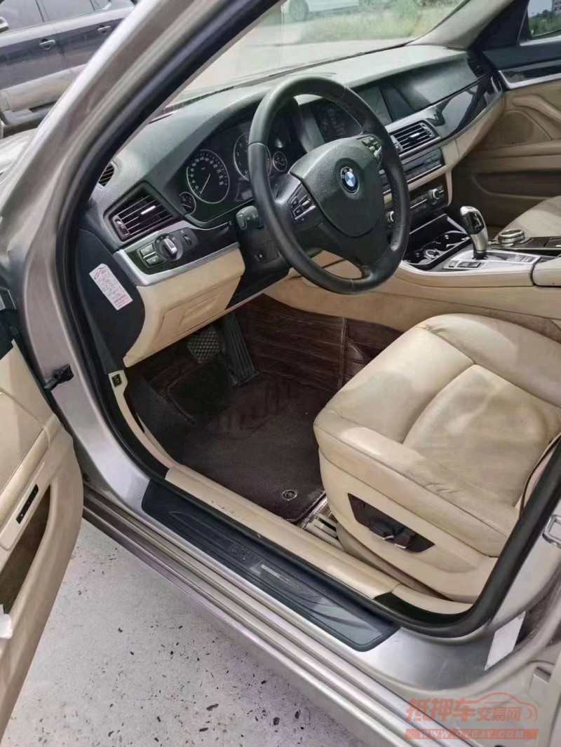 北京12年宝马5系5