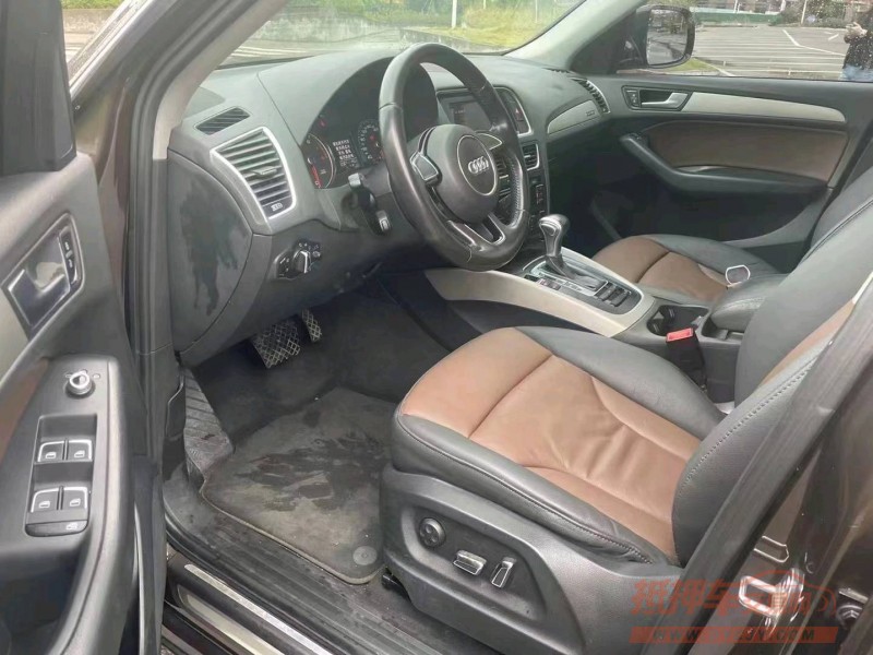 宜昌17年奥迪Q58