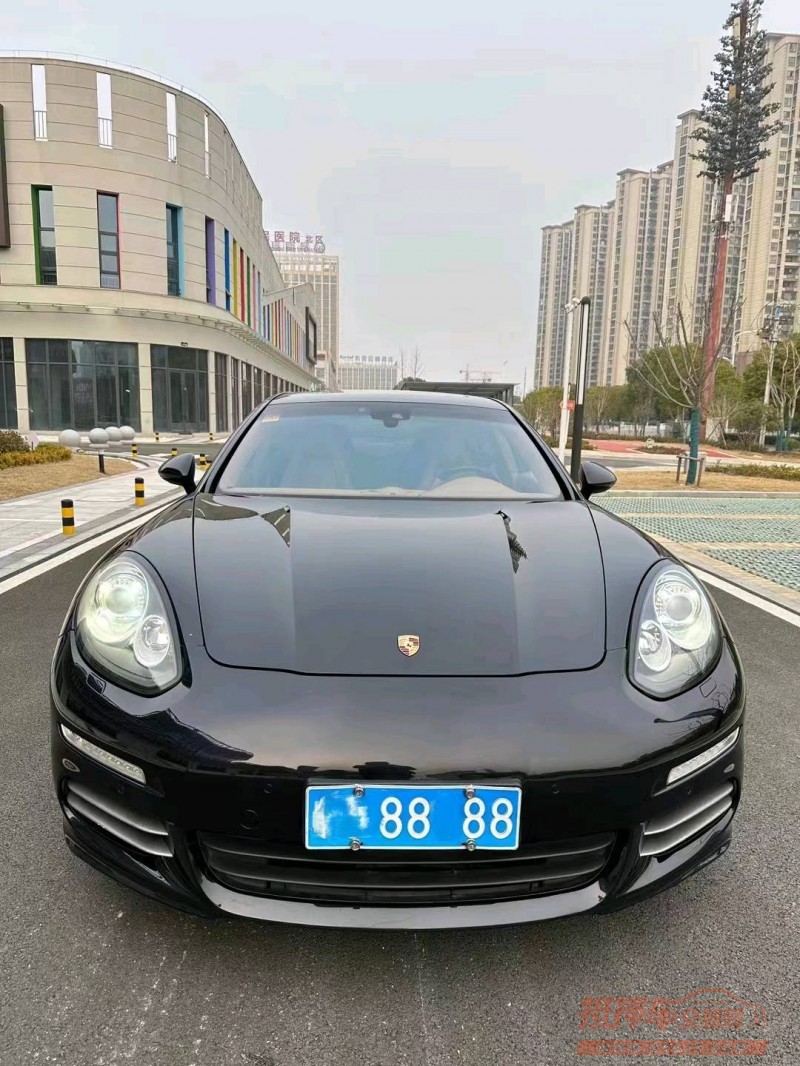淮南14年保时捷帕拉梅拉9