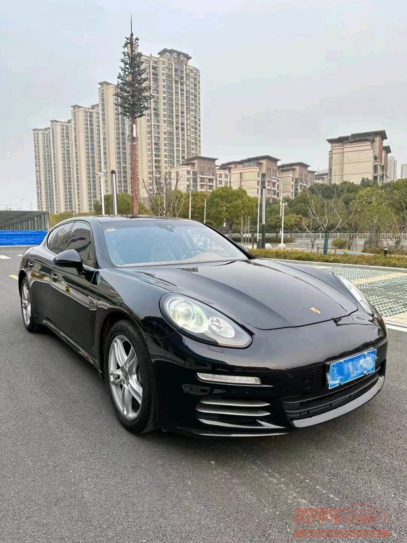 淮南14年保时捷帕拉梅拉8