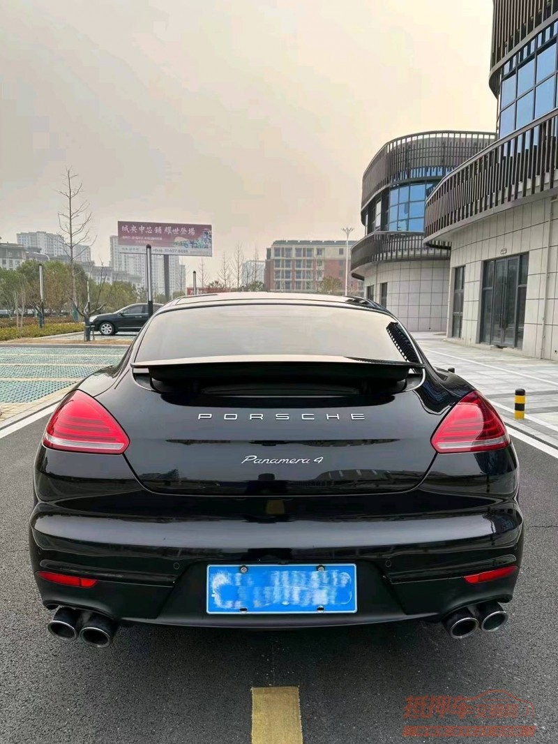 淮南14年保时捷帕拉梅拉1