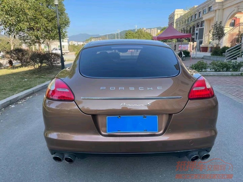 淮南11年保时捷帕拉梅拉3