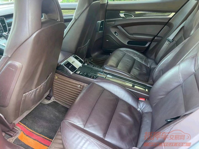 淮南11年保时捷帕拉梅拉4